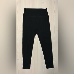 Aerie Black Leggings Tapered Design
